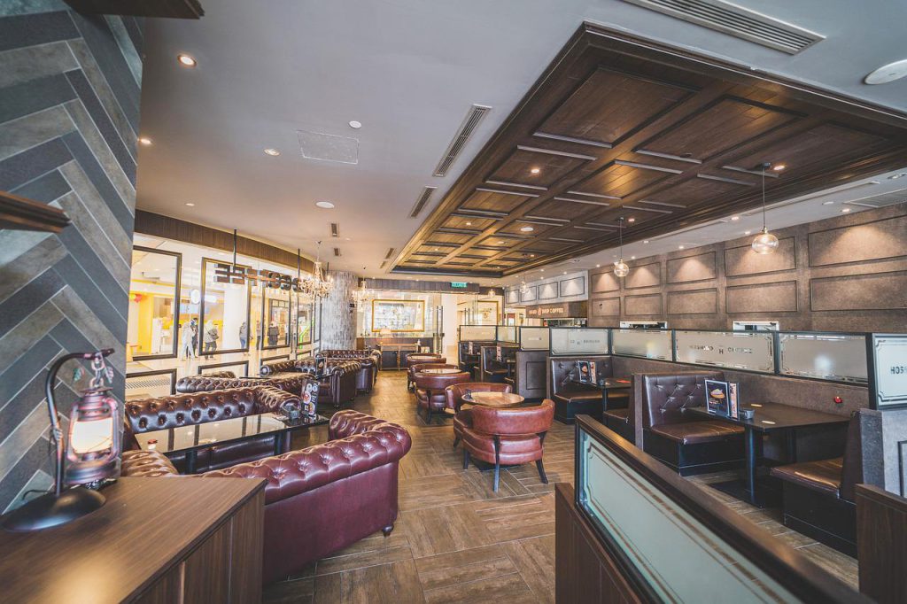 意匠設計や照明によって変わる「店舗の雰囲気作り」とは？