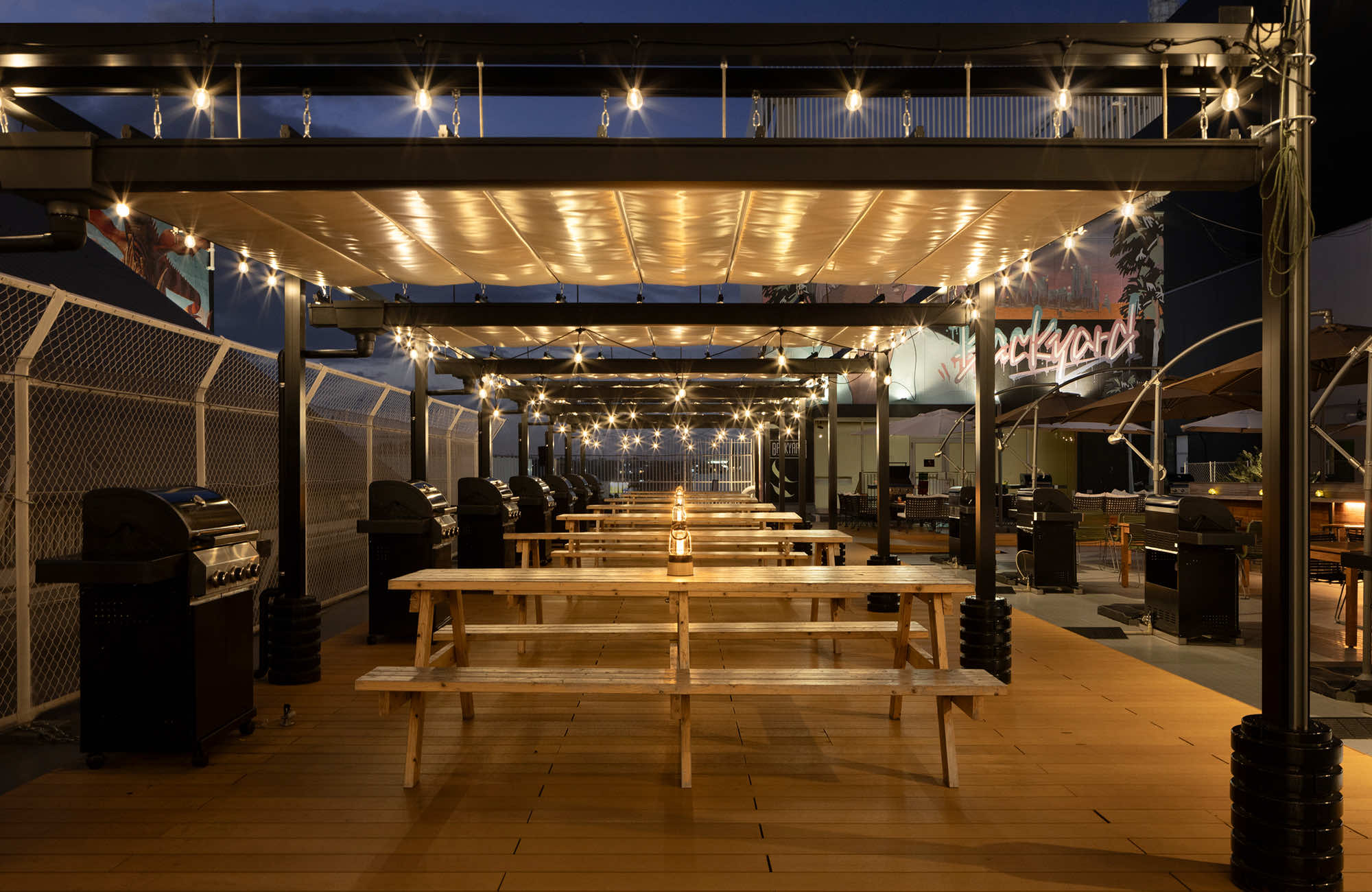 BACK YARD -Brooklyn Park Yokohama-