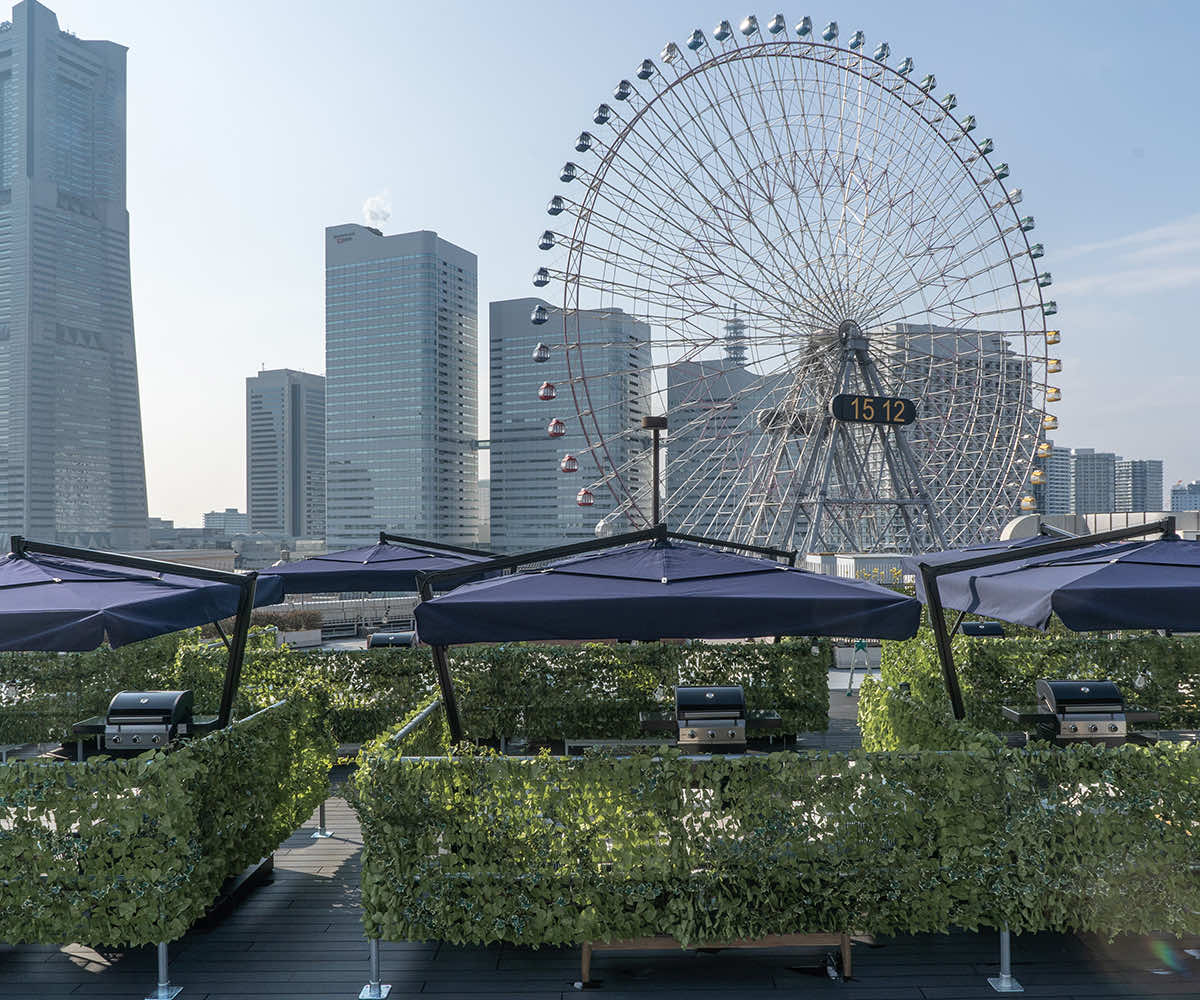 GLAMOROUS SMOKED BBQ iburu